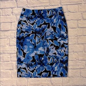 NYCC New York Clothing Company Floral Pencil Skirt Blue and Black Size Small